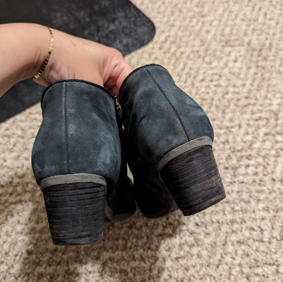 Black Blondo Booties Waterproof - Picture 10 of 15